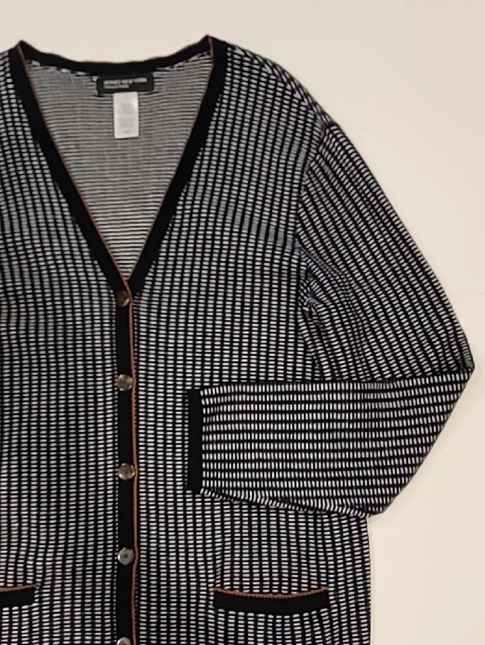 Jones New York Black and White Knit Long Cardigan - Picture 2 of 9
